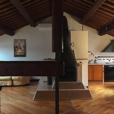 דירה Attico Baggio בסאנו דל גראפה